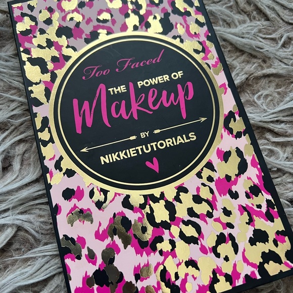 Too Faced NikkieTutorials The Power of Makeup Kit💖✨ - Picture 2 of 14